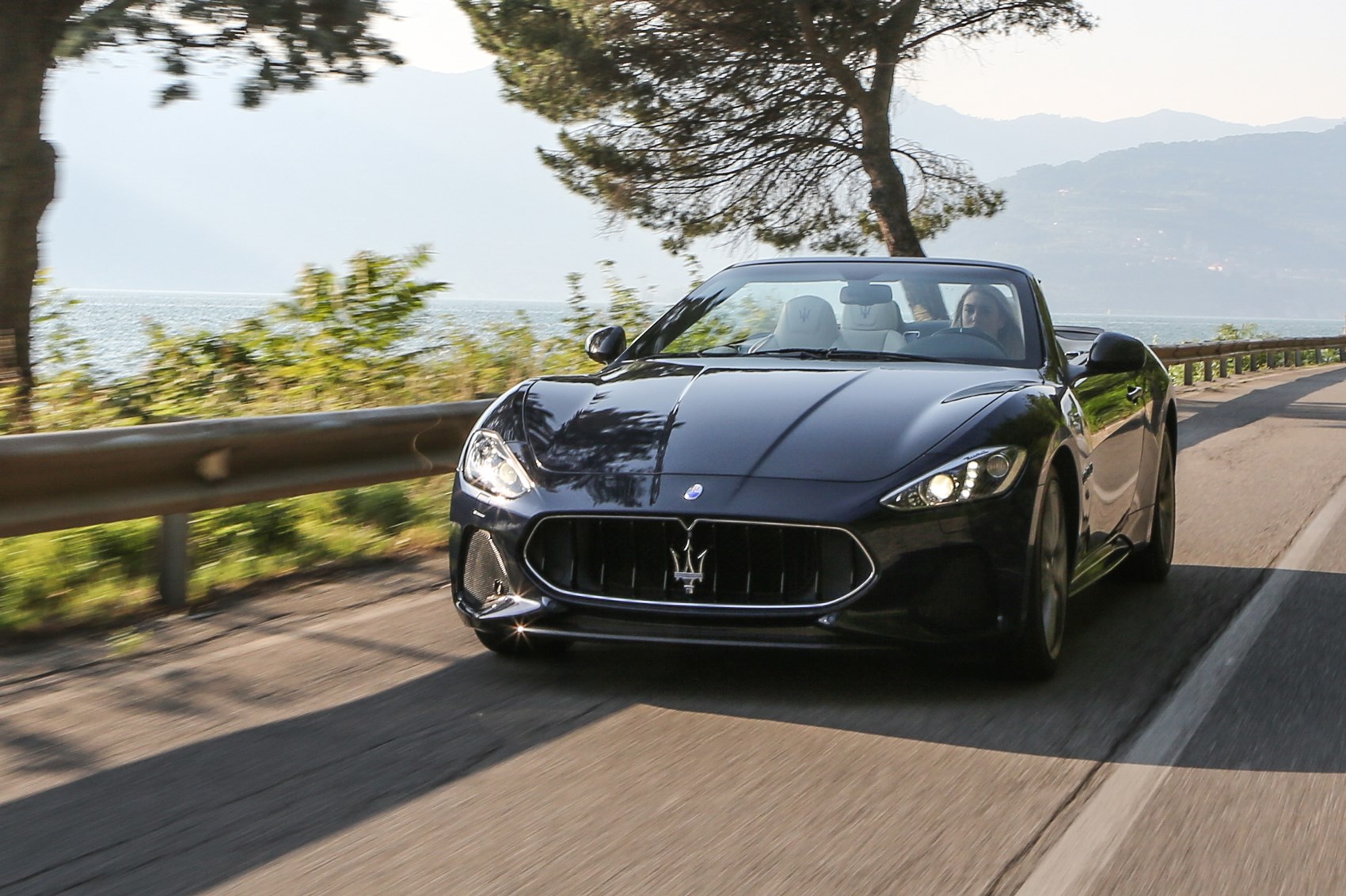 maserati_grancabrio_01